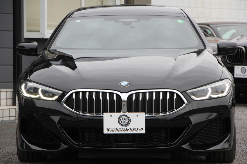 BMW 8シリーズ 840i ｸﾞﾗﾝｸｰﾍﾟMｽﾎﾟｰﾂ ﾊﾟﾉﾗﾏｻﾝﾙｰﾌ indiviﾒﾘﾉﾚｻﾞｰ ﾅｲﾄﾌﾞﾙｰ&ﾌﾞﾗｯｸﾚｻﾞｰ ﾚｰｻﾞｰﾗｲﾄ ｵﾌﾟｼｮﾝ20AW ﾊｰﾏﾝｶｰﾄﾞﾝｻｳﾝﾄﾞｸﾘｽﾀﾙﾌｨﾆｯｼｭ 360度ｶﾒﾗ 追従ACC HUD 全席ﾋｰﾀｰ ﾌﾛﾝﾄﾍﾞﾝﾁﾚｰｼｮﾝ ｿﾌﾄｸﾛｰｽﾞﾄﾞｱ 2年保証