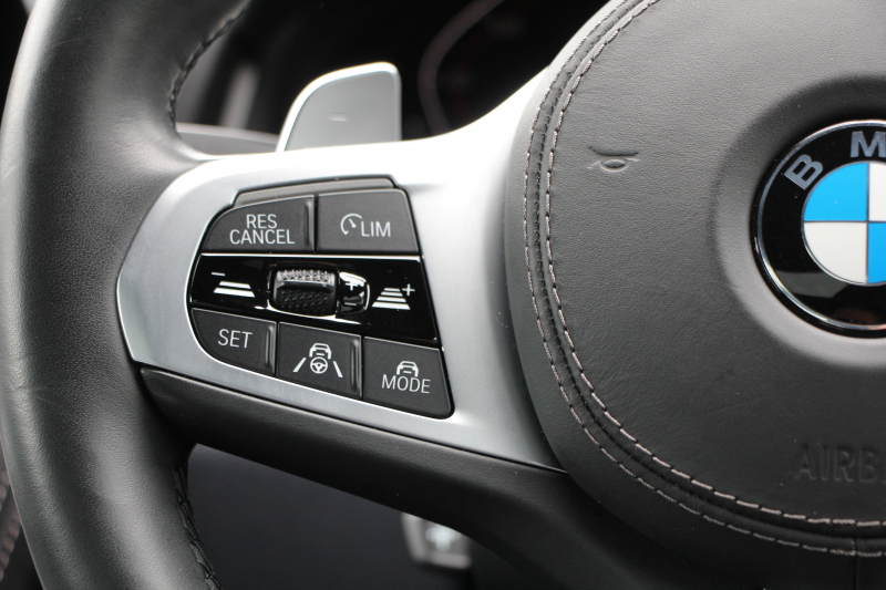 BMW 8シリーズ 840i ｸﾞﾗﾝｸｰﾍﾟMｽﾎﾟｰﾂ ﾊﾟﾉﾗﾏｻﾝﾙｰﾌ indiviﾒﾘﾉﾚｻﾞｰ ﾅｲﾄﾌﾞﾙｰ&ﾌﾞﾗｯｸﾚｻﾞｰ ﾚｰｻﾞｰﾗｲﾄ ｵﾌﾟｼｮﾝ20AW ﾊｰﾏﾝｶｰﾄﾞﾝｻｳﾝﾄﾞｸﾘｽﾀﾙﾌｨﾆｯｼｭ 360度ｶﾒﾗ 追従ACC HUD 全席ﾋｰﾀｰ ﾌﾛﾝﾄﾍﾞﾝﾁﾚｰｼｮﾝ ｿﾌﾄｸﾛｰｽﾞﾄﾞｱ 2年保証