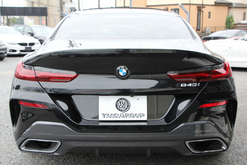 BMW 8シリーズ 840i ｸﾞﾗﾝｸｰﾍﾟMｽﾎﾟｰﾂ ﾊﾟﾉﾗﾏｻﾝﾙｰﾌ indiviﾒﾘﾉﾚｻﾞｰ ﾅｲﾄﾌﾞﾙｰ&ﾌﾞﾗｯｸﾚｻﾞｰ ﾚｰｻﾞｰﾗｲﾄ ｵﾌﾟｼｮﾝ20AW ﾊｰﾏﾝｶｰﾄﾞﾝｻｳﾝﾄﾞｸﾘｽﾀﾙﾌｨﾆｯｼｭ 360度ｶﾒﾗ 追従ACC HUD 全席ﾋｰﾀｰ ﾌﾛﾝﾄﾍﾞﾝﾁﾚｰｼｮﾝ ｿﾌﾄｸﾛｰｽﾞﾄﾞｱ 2年保証