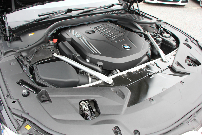 BMW 8シリーズ 840i ｸﾞﾗﾝｸｰﾍﾟMｽﾎﾟｰﾂ ﾊﾟﾉﾗﾏｻﾝﾙｰﾌ indiviﾒﾘﾉﾚｻﾞｰ ﾅｲﾄﾌﾞﾙｰ&ﾌﾞﾗｯｸﾚｻﾞｰ ﾚｰｻﾞｰﾗｲﾄ ｵﾌﾟｼｮﾝ20AW ﾊｰﾏﾝｶｰﾄﾞﾝｻｳﾝﾄﾞｸﾘｽﾀﾙﾌｨﾆｯｼｭ 360度ｶﾒﾗ 追従ACC HUD 全席ﾋｰﾀｰ ﾌﾛﾝﾄﾍﾞﾝﾁﾚｰｼｮﾝ ｿﾌﾄｸﾛｰｽﾞﾄﾞｱ 2年保証