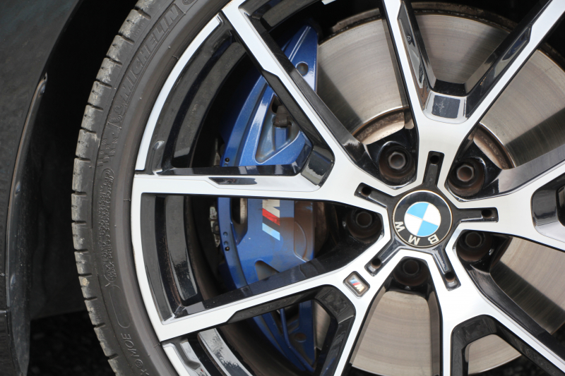 BMW 8シリーズ 840i ｸﾞﾗﾝｸｰﾍﾟMｽﾎﾟｰﾂ ﾊﾟﾉﾗﾏｻﾝﾙｰﾌ indiviﾒﾘﾉﾚｻﾞｰ ﾅｲﾄﾌﾞﾙｰ&ﾌﾞﾗｯｸﾚｻﾞｰ ﾚｰｻﾞｰﾗｲﾄ ｵﾌﾟｼｮﾝ20AW ﾊｰﾏﾝｶｰﾄﾞﾝｻｳﾝﾄﾞｸﾘｽﾀﾙﾌｨﾆｯｼｭ 360度ｶﾒﾗ 追従ACC HUD 全席ﾋｰﾀｰ ﾌﾛﾝﾄﾍﾞﾝﾁﾚｰｼｮﾝ ｿﾌﾄｸﾛｰｽﾞﾄﾞｱ 2年保証