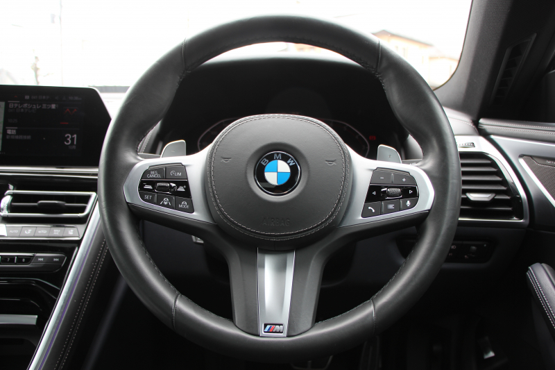 BMW 8シリーズ 840i ｸﾞﾗﾝｸｰﾍﾟMｽﾎﾟｰﾂ ﾊﾟﾉﾗﾏｻﾝﾙｰﾌ indiviﾒﾘﾉﾚｻﾞｰ ﾅｲﾄﾌﾞﾙｰ&ﾌﾞﾗｯｸﾚｻﾞｰ ﾚｰｻﾞｰﾗｲﾄ ｵﾌﾟｼｮﾝ20AW ﾊｰﾏﾝｶｰﾄﾞﾝｻｳﾝﾄﾞｸﾘｽﾀﾙﾌｨﾆｯｼｭ 360度ｶﾒﾗ 追従ACC HUD 全席ﾋｰﾀｰ ﾌﾛﾝﾄﾍﾞﾝﾁﾚｰｼｮﾝ ｿﾌﾄｸﾛｰｽﾞﾄﾞｱ 2年保証