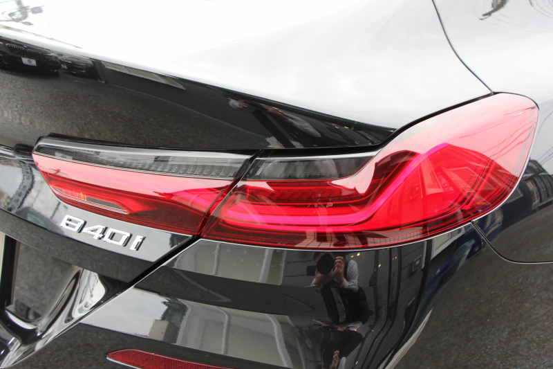 BMW 8シリーズ 840i ｸﾞﾗﾝｸｰﾍﾟMｽﾎﾟｰﾂ ﾊﾟﾉﾗﾏｻﾝﾙｰﾌ indiviﾒﾘﾉﾚｻﾞｰ ﾅｲﾄﾌﾞﾙｰ&ﾌﾞﾗｯｸﾚｻﾞｰ ﾚｰｻﾞｰﾗｲﾄ ｵﾌﾟｼｮﾝ20AW ﾊｰﾏﾝｶｰﾄﾞﾝｻｳﾝﾄﾞｸﾘｽﾀﾙﾌｨﾆｯｼｭ 360度ｶﾒﾗ 追従ACC HUD 全席ﾋｰﾀｰ ﾌﾛﾝﾄﾍﾞﾝﾁﾚｰｼｮﾝ ｿﾌﾄｸﾛｰｽﾞﾄﾞｱ 2年保証