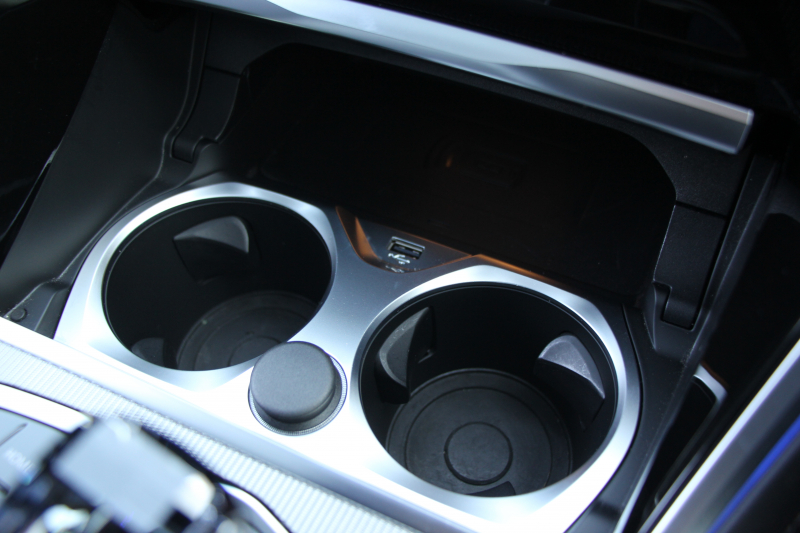 BMW 8シリーズ 840i ｸﾞﾗﾝｸｰﾍﾟMｽﾎﾟｰﾂ ﾊﾟﾉﾗﾏｻﾝﾙｰﾌ indiviﾒﾘﾉﾚｻﾞｰ ﾅｲﾄﾌﾞﾙｰ&ﾌﾞﾗｯｸﾚｻﾞｰ ﾚｰｻﾞｰﾗｲﾄ ｵﾌﾟｼｮﾝ20AW ﾊｰﾏﾝｶｰﾄﾞﾝｻｳﾝﾄﾞｸﾘｽﾀﾙﾌｨﾆｯｼｭ 360度ｶﾒﾗ 追従ACC HUD 全席ﾋｰﾀｰ ﾌﾛﾝﾄﾍﾞﾝﾁﾚｰｼｮﾝ ｿﾌﾄｸﾛｰｽﾞﾄﾞｱ 2年保証