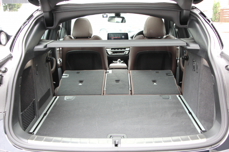 BMW X4 M40i ｾﾚｸﾄP ﾊﾟﾉﾗﾏｻﾝﾙｰﾌ 全席ﾋｰﾀｰ茶革 ﾊｰﾏﾝｶｰﾄﾞﾝｻｳﾝﾄﾞ360馬力 直6ﾀｰﾎﾞｱﾀﾞﾌﾟﾃｨﾌﾞMｻｽ Mspﾌﾞﾚｰｷ 液晶ﾒｰﾀｰ 360度ｶﾒﾗ ﾀｯﾁ画面HDDﾅﾋﾞTV LEDﾍｯﾄﾞﾗｲﾄ ｵｰﾄﾊｲﾋﾞｰﾑ 電動ﾄﾗﾝｸ 専用21AW&ﾃﾞﾌ 2年保証