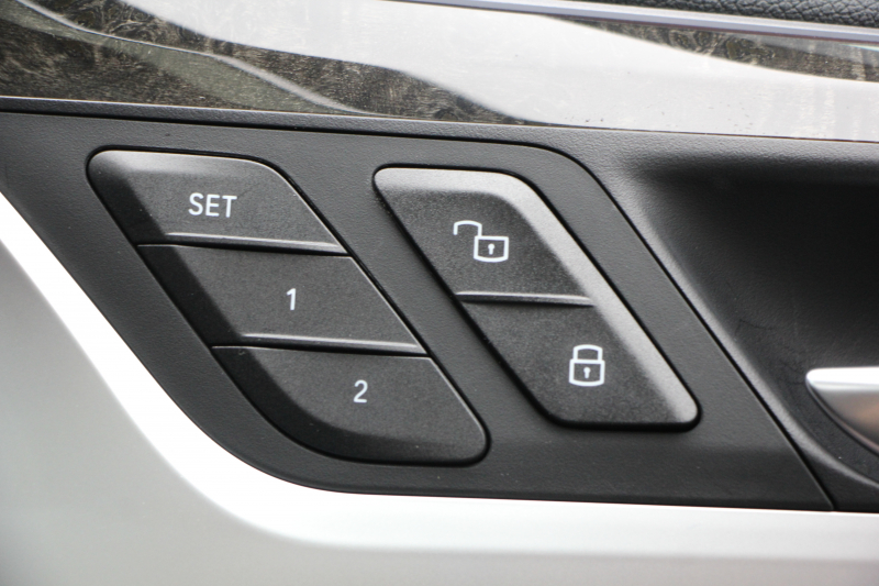 BMW X4 M40i ｾﾚｸﾄP ﾊﾟﾉﾗﾏｻﾝﾙｰﾌ 全席ﾋｰﾀｰ茶革 ﾊｰﾏﾝｶｰﾄﾞﾝｻｳﾝﾄﾞ360馬力 直6ﾀｰﾎﾞｱﾀﾞﾌﾟﾃｨﾌﾞMｻｽ Mspﾌﾞﾚｰｷ 液晶ﾒｰﾀｰ 360度ｶﾒﾗ ﾀｯﾁ画面HDDﾅﾋﾞTV LEDﾍｯﾄﾞﾗｲﾄ ｵｰﾄﾊｲﾋﾞｰﾑ 電動ﾄﾗﾝｸ 専用21AW&ﾃﾞﾌ 2年保証