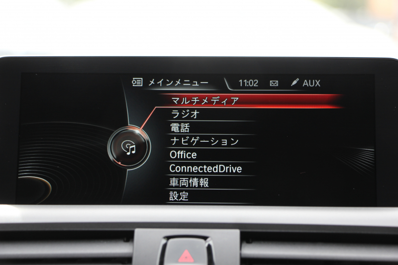 BMW 2シリーズ M235i ｸｰﾍﾟﾋｰﾀｰ黒革 326馬力 直6ﾀｰﾎﾞ8速AT 真珠色 N55ｴﾝｼﾞﾝ ｱﾀﾞﾌﾟﾃｨﾌﾞMｻｽ 衝突軽減ﾌﾞﾚｰｷ 車線逸脱警告 歩行者警告 ﾌﾞﾚｰｷ付ｸﾙｺﾝ HDDﾅﾋﾞBｶﾒﾗ&ﾘｱPDCｾﾝｻｰ Bluetooth接続 2ｿﾞｰﾝｴｱｺﾝ 2年保証