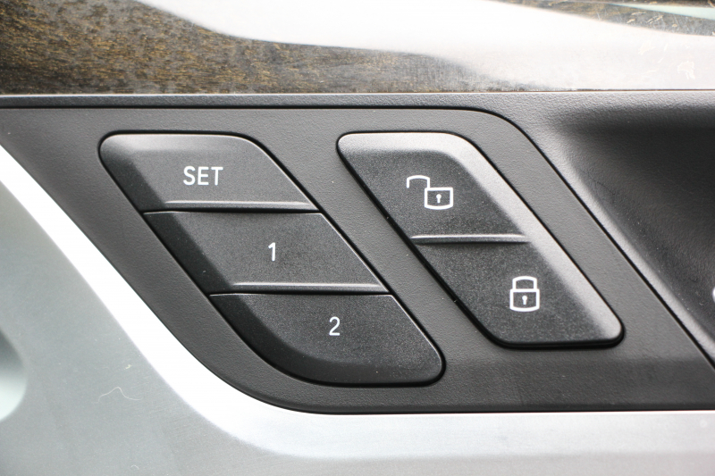 BMW X3 Xdrive20d Mｽﾎﾟｰﾂ ﾊｲﾗｲﾝ 全席ﾋｰﾀｰ黒革 ﾗﾝﾊﾞｰｻﾎﾟｰﾄ HUD ﾘｱｼｰﾄ可倒調整 LEDﾍｯﾄﾞﾗｲﾄ ｵｰﾄﾊｲﾋﾞｰﾑ ﾀｯﾁﾊﾟﾈﾙ対応HDDﾅﾋﾞTV ﾜｲﾔﾚｽ充電 液晶ﾒｰﾀｰ 360度ｶﾒﾗ ｽﾃｱﾘﾝｸﾞｻﾎﾟｰﾄ 追従ACC 電動ﾄﾗﾝｸ ﾊﾟﾄﾞﾙｼﾌﾄ ｵﾌﾟｼｮﾝ20AW 2年保証