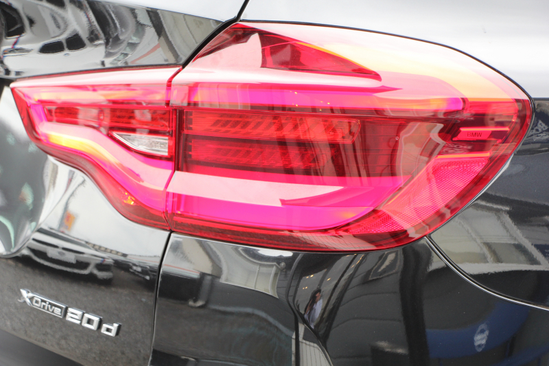 BMW X3 Xdrive20d Mｽﾎﾟｰﾂ ﾊｲﾗｲﾝ 全席ﾋｰﾀｰ黒革 ﾗﾝﾊﾞｰｻﾎﾟｰﾄ HUD ﾘｱｼｰﾄ可倒調整 LEDﾍｯﾄﾞﾗｲﾄ ｵｰﾄﾊｲﾋﾞｰﾑ ﾀｯﾁﾊﾟﾈﾙ対応HDDﾅﾋﾞTV ﾜｲﾔﾚｽ充電 液晶ﾒｰﾀｰ 360度ｶﾒﾗ ｽﾃｱﾘﾝｸﾞｻﾎﾟｰﾄ 追従ACC 電動ﾄﾗﾝｸ ﾊﾟﾄﾞﾙｼﾌﾄ ｵﾌﾟｼｮﾝ20AW 2年保証