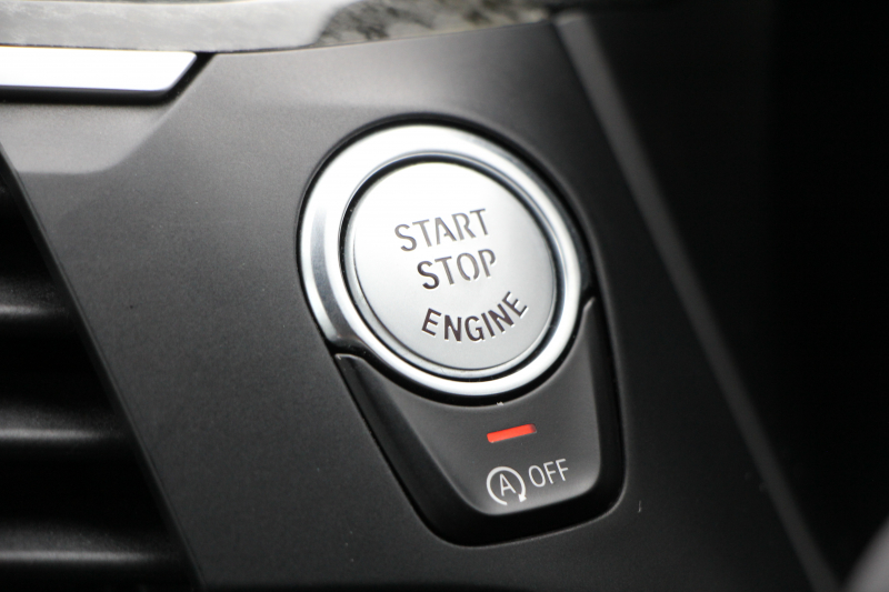 BMW X3 Xdrive20d Mｽﾎﾟｰﾂ ﾊｲﾗｲﾝ 全席ﾋｰﾀｰ黒革 ﾗﾝﾊﾞｰｻﾎﾟｰﾄ HUD ﾘｱｼｰﾄ可倒調整 LEDﾍｯﾄﾞﾗｲﾄ ｵｰﾄﾊｲﾋﾞｰﾑ ﾀｯﾁﾊﾟﾈﾙ対応HDDﾅﾋﾞTV ﾜｲﾔﾚｽ充電 液晶ﾒｰﾀｰ 360度ｶﾒﾗ ｽﾃｱﾘﾝｸﾞｻﾎﾟｰﾄ 追従ACC 電動ﾄﾗﾝｸ ﾊﾟﾄﾞﾙｼﾌﾄ ｵﾌﾟｼｮﾝ20AW 2年保証