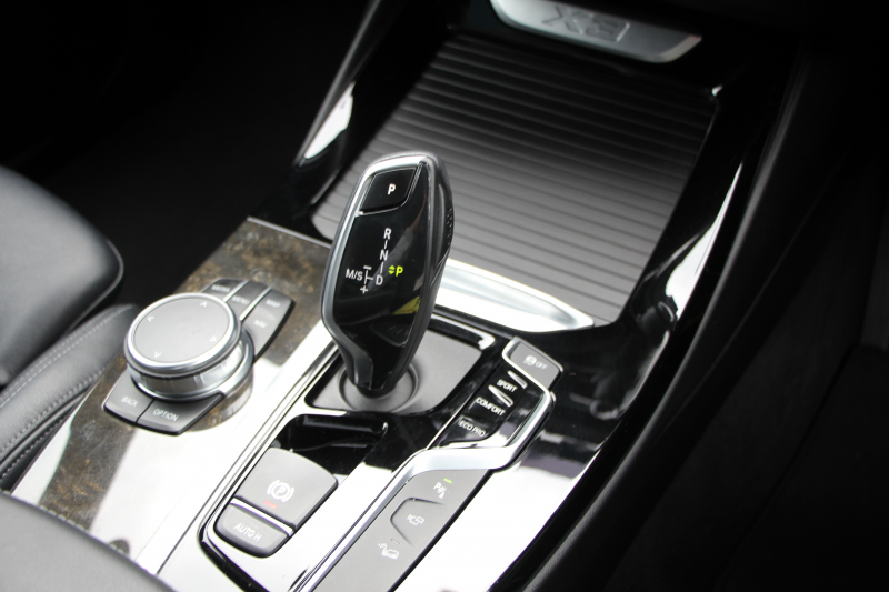 BMW X3 Xdrive20d Mｽﾎﾟｰﾂ ﾊｲﾗｲﾝ 全席ﾋｰﾀｰ黒革 ﾗﾝﾊﾞｰｻﾎﾟｰﾄ HUD ﾘｱｼｰﾄ可倒調整 LEDﾍｯﾄﾞﾗｲﾄ ｵｰﾄﾊｲﾋﾞｰﾑ ﾀｯﾁﾊﾟﾈﾙ対応HDDﾅﾋﾞTV ﾜｲﾔﾚｽ充電 液晶ﾒｰﾀｰ 360度ｶﾒﾗ ｽﾃｱﾘﾝｸﾞｻﾎﾟｰﾄ 追従ACC 電動ﾄﾗﾝｸ ﾊﾟﾄﾞﾙｼﾌﾄ ｵﾌﾟｼｮﾝ20AW 2年保証