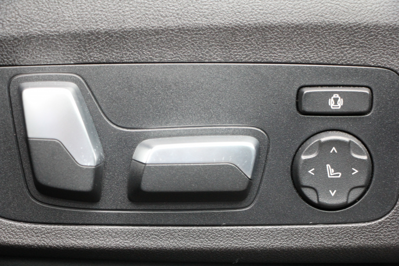 BMW X3 M40d ｾﾚｸﾄP 326馬力 3.0Lﾃﾞｨｰｾﾞﾙﾀｰﾎﾞﾊﾟﾉﾗﾏｻﾝﾙｰﾌ 全席ﾋｰﾀｰ黒革  ﾊｰﾏﾝｶｰﾄﾞﾝｻｳﾝﾄﾞHUD ﾘｱｼｰﾄ可倒調整 専用21AW Mｽﾎﾟｰﾂﾃﾞﾌ&ﾌﾞﾚｰｷ 追従ACC ｽﾃｱﾘﾝｸﾞｻﾎﾟｰﾄ ﾀｯﾁ画面HDDﾅﾋﾞTV 360度ｶﾒﾗ ｱﾝﾋﾞｴﾝﾄﾗｲﾄ 電動ﾄﾗﾝｸ 2年保証