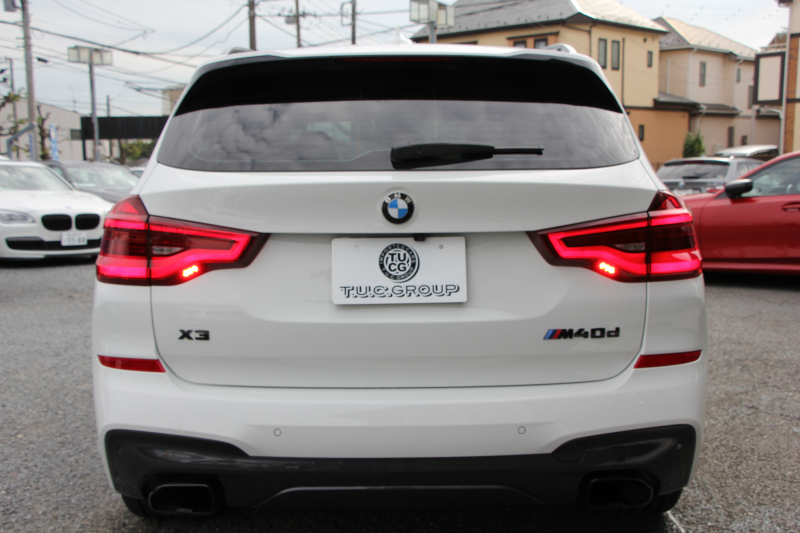 BMW X3 M40d ｾﾚｸﾄP 326馬力 3.0Lﾃﾞｨｰｾﾞﾙﾀｰﾎﾞﾊﾟﾉﾗﾏｻﾝﾙｰﾌ 全席ﾋｰﾀｰ黒革  ﾊｰﾏﾝｶｰﾄﾞﾝｻｳﾝﾄﾞHUD ﾘｱｼｰﾄ可倒調整 専用21AW Mｽﾎﾟｰﾂﾃﾞﾌ&ﾌﾞﾚｰｷ 追従ACC ｽﾃｱﾘﾝｸﾞｻﾎﾟｰﾄ ﾀｯﾁ画面HDDﾅﾋﾞTV 360度ｶﾒﾗ ｱﾝﾋﾞｴﾝﾄﾗｲﾄ 電動ﾄﾗﾝｸ 2年保証