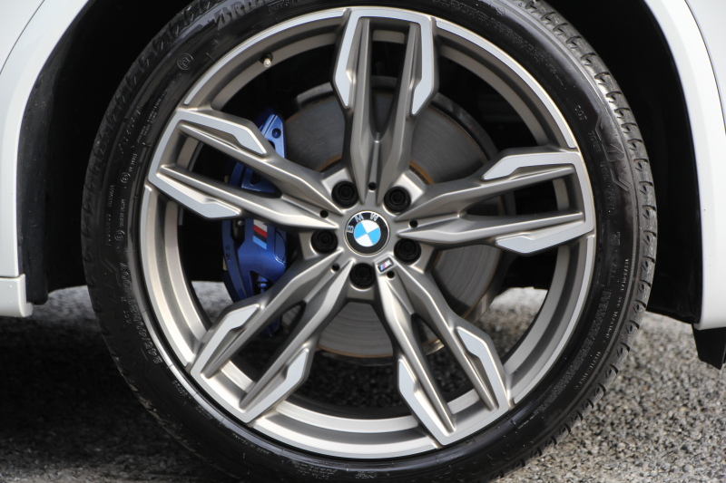 BMW X3 M40d ｾﾚｸﾄP 326馬力 3.0Lﾃﾞｨｰｾﾞﾙﾀｰﾎﾞﾊﾟﾉﾗﾏｻﾝﾙｰﾌ 全席ﾋｰﾀｰ黒革  ﾊｰﾏﾝｶｰﾄﾞﾝｻｳﾝﾄﾞHUD ﾘｱｼｰﾄ可倒調整 専用21AW Mｽﾎﾟｰﾂﾃﾞﾌ&ﾌﾞﾚｰｷ 追従ACC ｽﾃｱﾘﾝｸﾞｻﾎﾟｰﾄ ﾀｯﾁ画面HDDﾅﾋﾞTV 360度ｶﾒﾗ ｱﾝﾋﾞｴﾝﾄﾗｲﾄ 電動ﾄﾗﾝｸ 2年保証