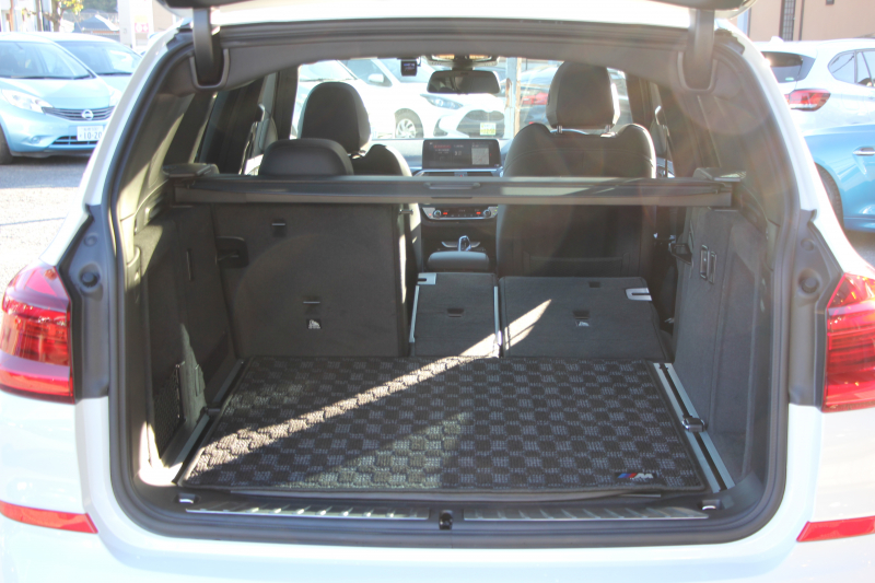 BMW X3 M40d ｾﾚｸﾄP 326馬力 3.0Lﾃﾞｨｰｾﾞﾙﾀｰﾎﾞﾊﾟﾉﾗﾏｻﾝﾙｰﾌ 全席ﾋｰﾀｰ黒革  ﾊｰﾏﾝｶｰﾄﾞﾝｻｳﾝﾄﾞHUD ﾘｱｼｰﾄ可倒調整 専用21AW Mｽﾎﾟｰﾂﾃﾞﾌ&ﾌﾞﾚｰｷ 追従ACC ｽﾃｱﾘﾝｸﾞｻﾎﾟｰﾄ ﾀｯﾁ画面HDDﾅﾋﾞTV 360度ｶﾒﾗ ｱﾝﾋﾞｴﾝﾄﾗｲﾄ 電動ﾄﾗﾝｸ 2年保証