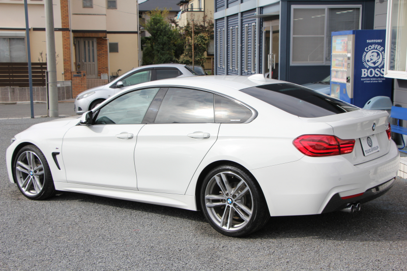 BMW 4シリーズ 420i ｸﾞﾗﾝｸｰﾍﾟMｽﾎﾟｰﾂ 後期 ﾌｪｲｽﾘﾌﾄ後 ｼｰﾄﾋｰﾀｰ 追従ACC LEDﾍｯﾄﾞﾗｲﾄ&ﾃｰﾙ&ﾌｫｸﾞｵﾌﾟｼｮﾝ19AW ﾀｯﾁ画面HDDﾅﾋﾞTV Bｶﾒﾗ 電動ﾄﾗﾝｸ ｽﾏｰﾄｷｰ 液晶ﾒｰﾀｰ Hi-fiｽﾋﾟｰｶｰ 衝突軽減ﾌﾞﾚｰｷ 車線逸脱警告 歩行者警告 2年保証