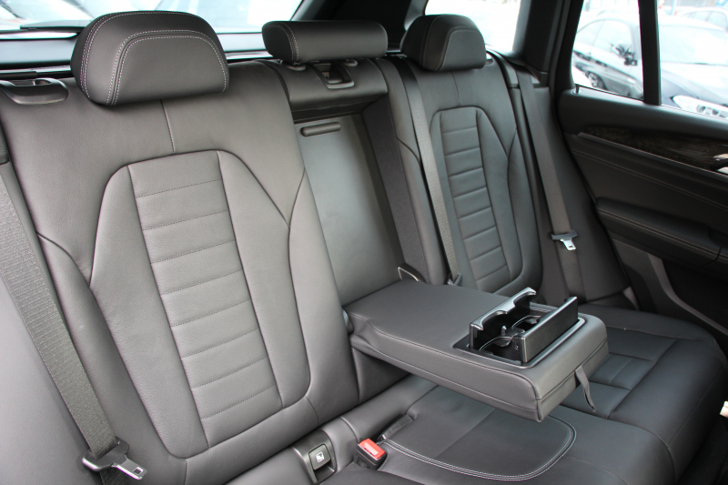 BMW X3 Xdrive20d Mｽﾎﾟｰﾂ ﾊｲﾗｲﾝ 中期 新型式3DA-UZ20 NEWｲﾝﾃﾘｱ 全席ﾋｰﾀｰ黒革 1ｵｰﾅ BMWﾗｲﾌﾞｺｯｸﾋﾟｯﾄﾞｱｯﾌﾟﾙｶｰﾌﾟﾚｲ 変更後ﾀｯﾁ画面対応HDDﾅﾋﾞﾘｱｼｰﾄ可倒調整 LEDﾍｯﾄﾞﾗｲﾄ ｵｰﾄﾊｲﾋﾞｰﾑ 360度ｶﾒﾗ 電動ﾘｱｹﾞｰﾄ 2年保証