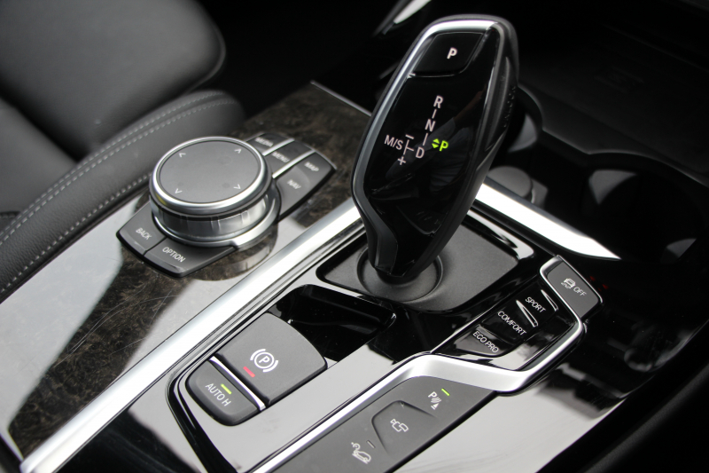 BMW X3 Xdrive20d Mｽﾎﾟｰﾂ ﾊｲﾗｲﾝ 中期 新型式3DA-UZ20 NEWｲﾝﾃﾘｱ 全席ﾋｰﾀｰ黒革 1ｵｰﾅ BMWﾗｲﾌﾞｺｯｸﾋﾟｯﾄﾞｱｯﾌﾟﾙｶｰﾌﾟﾚｲ 変更後ﾀｯﾁ画面対応HDDﾅﾋﾞﾘｱｼｰﾄ可倒調整 LEDﾍｯﾄﾞﾗｲﾄ ｵｰﾄﾊｲﾋﾞｰﾑ 360度ｶﾒﾗ 電動ﾘｱｹﾞｰﾄ 2年保証