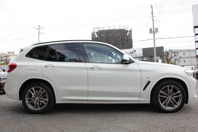 BMW X3 Xdrive20d Mｽﾎﾟｰﾂ ﾊｲﾗｲﾝ 中期 新型式3DA-UZ20 NEWｲﾝﾃﾘｱ 全席ﾋｰﾀｰ黒革 1ｵｰﾅ BMWﾗｲﾌﾞｺｯｸﾋﾟｯﾄﾞｱｯﾌﾟﾙｶｰﾌﾟﾚｲ 変更後ﾀｯﾁ画面対応HDDﾅﾋﾞﾘｱｼｰﾄ可倒調整 LEDﾍｯﾄﾞﾗｲﾄ ｵｰﾄﾊｲﾋﾞｰﾑ 360度ｶﾒﾗ 電動ﾘｱｹﾞｰﾄ 2年保証