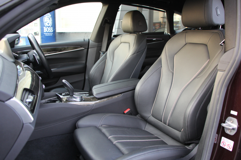 BMW 6シリーズ 630i ｸﾞﾗﾝﾂｰﾘｽﾓ Mｽﾎﾟｰﾂ 希少色ﾜｲﾝﾚｯﾄﾞ全席ﾋｰﾀｰ黒革 追従ACC HUD 液晶ﾒｰﾀｰ LEDﾍｯﾄﾞﾗｲﾄ ｵｰﾄﾊｲﾋﾞｰﾑ ﾀｯﾁ画面HDDﾅﾋﾞTV Pｱｼｽﾄﾌﾟﾗｽ 360度ｶﾒﾗ 電動ﾄﾗﾝｸ ﾘｱｼｰﾄ電動可倒調整 Mspﾌﾞﾚｰｷ ｱﾝﾋﾞｴﾝﾄﾗｲﾄ 2年保証