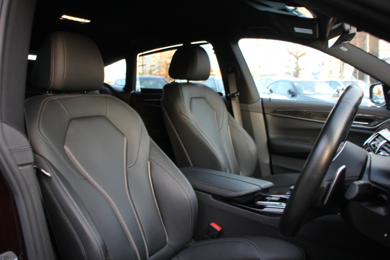 BMW 6シリーズ 630i ｸﾞﾗﾝﾂｰﾘｽﾓ Mｽﾎﾟｰﾂ 希少色ﾜｲﾝﾚｯﾄﾞ全席ﾋｰﾀｰ黒革 追従ACC HUD 液晶ﾒｰﾀｰ LEDﾍｯﾄﾞﾗｲﾄ ｵｰﾄﾊｲﾋﾞｰﾑ ﾀｯﾁ画面HDDﾅﾋﾞTV Pｱｼｽﾄﾌﾟﾗｽ 360度ｶﾒﾗ 電動ﾄﾗﾝｸ ﾘｱｼｰﾄ電動可倒調整 Mspﾌﾞﾚｰｷ ｱﾝﾋﾞｴﾝﾄﾗｲﾄ 2年保証