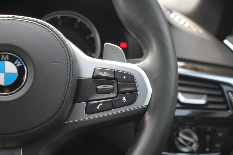 BMW 5シリーズ 523d Mｽﾎﾟｰﾂ ﾊｲﾗｲﾝ 全席ﾋｰﾀｰ黒革 HUD ｶﾀﾛｸﾞ燃費21.5km/L 追従ACC ｽﾃｱﾘﾝｸﾞｻﾎﾟｰﾄ LEDﾍｯﾄﾞﾗｲﾄ ｵｰﾄﾊｲﾋﾞｰﾑ 液晶ﾒｰﾀｰ 360度ｶﾒﾗ ﾀｯﾁ画面HDDﾅﾋﾞTV 専用ｴｱﾛ 19AW 電動ﾄﾗﾝｸ ｽﾏｰﾄｷｰ ﾊﾟﾄﾞﾙｼﾌﾄ 2年保証