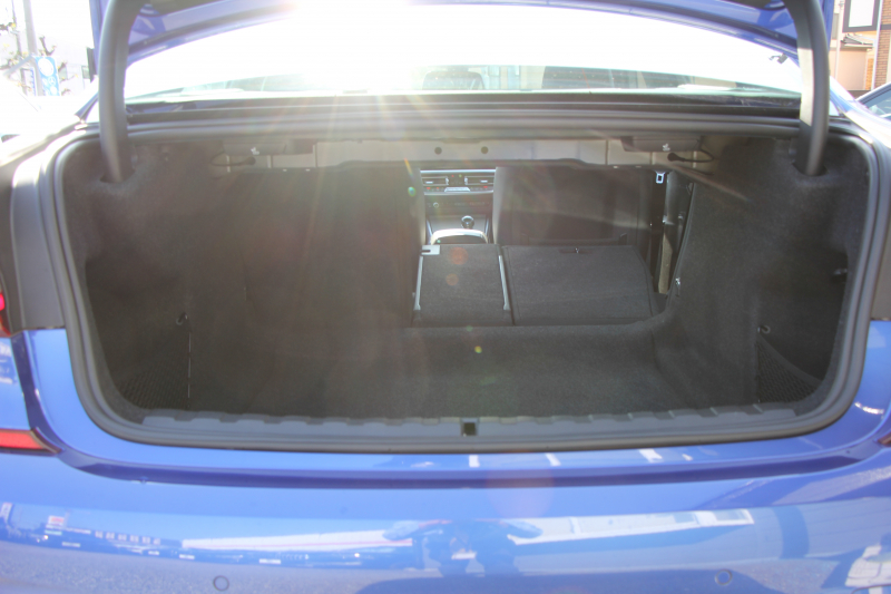 BMW 3シリーズ 320i Mｽﾎﾟｰﾂ ｲﾉﾍﾞｰｼｮﾝP ﾌｧｽﾄﾄﾗｯｸP ｻｳﾝﾄﾞP ｺﾝﾌｫｰﾄP Pｱｼｽﾄﾌﾟﾗｽ ﾚｰｻﾞｰﾗｲﾄ ｱﾀﾞﾌﾟﾃｨﾌﾞMｻｽ ﾊｰﾏﾝｶｰﾄﾞﾝｻｳﾝﾄﾞﾌﾙｾｸﾞTV HUD 360度ｶﾒﾗ ｼﾞｪｽﾁｬｰC Mspﾌﾞﾚｰｷ 19AW 追従ACC ｽﾃｱﾘﾝｸﾞｻﾎﾟｰﾄ ｼｰﾄﾋｰﾀｰ ｶｰﾌﾟﾚｲ 2年保証