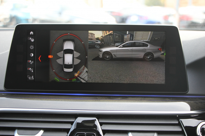 BMW 5シリーズ 523i Mｽﾎﾟｰﾂ ﾊｲﾗｲﾝ ｲﾉﾍﾞｰｼｮﾝP ｻﾝﾙｰﾌ 全席ﾋｰﾀｰ黒革 ﾃﾞｨｽﾌﾟﾚｲｷｰ HUD ｼﾞｪｽﾁｬｰC ﾜｲﾔﾚｽ充電 追従ACC ｽﾃｱﾘﾝｸﾞｻﾎﾟｰﾄ ﾀｯﾁ画面HDDﾅﾋﾞTV LEDﾍｯﾄﾞﾗｲﾄ ｵｰﾄﾊｲﾋﾞｰﾑ 360度ｶﾒﾗ 19AW 電動ﾄﾗﾝｸ 2年保証