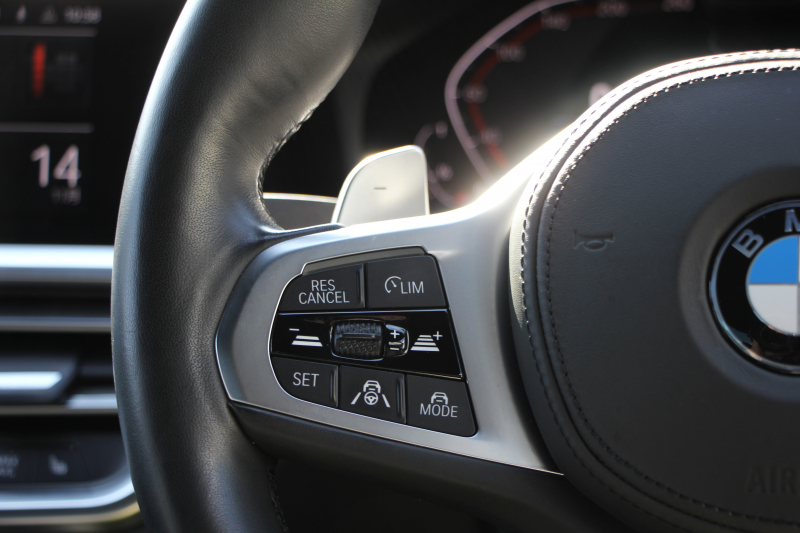 BMW 3シリーズ 320i Mｽﾎﾟｰﾂ ﾃﾞﾋﾞｭｰ&ｺﾝﾌｫｰﾄP ﾋｰﾀｰ黒革 専用ﾌﾞﾙｰｽﾃｯﾁ 19AW 追従ACC ｽﾃｱﾘﾝｸﾞｻﾎﾟｰﾄ LEDﾍｯﾄﾞﾗｲﾄ ｵｰﾄﾊｲﾋﾞｰﾑ 電動ﾄﾗﾝｸ ｱｯﾌﾟﾙｶｰﾌﾟﾚｲ ﾀｯﾁ画面HDDﾅﾋﾞﾜｲﾔﾚｽ充電 Hi-fiｽﾋﾟｰｶｰ Pｱｼｽﾄ 専用ｴｱﾛ 2年保証