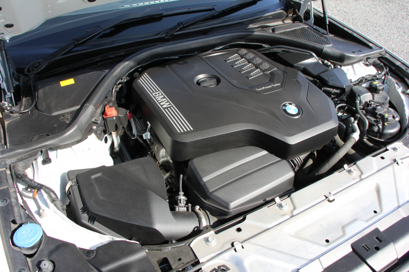 BMW 3シリーズ 320i Mｽﾎﾟｰﾂ ﾃﾞﾋﾞｭｰ&ｺﾝﾌｫｰﾄP ﾋｰﾀｰ黒革 専用ﾌﾞﾙｰｽﾃｯﾁ 19AW 追従ACC ｽﾃｱﾘﾝｸﾞｻﾎﾟｰﾄ LEDﾍｯﾄﾞﾗｲﾄ ｵｰﾄﾊｲﾋﾞｰﾑ 電動ﾄﾗﾝｸ ｱｯﾌﾟﾙｶｰﾌﾟﾚｲ ﾀｯﾁ画面HDDﾅﾋﾞﾜｲﾔﾚｽ充電 Hi-fiｽﾋﾟｰｶｰ Pｱｼｽﾄ 専用ｴｱﾛ 2年保証