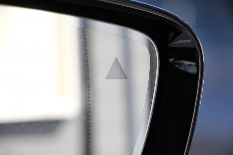 BMW 3シリーズ 320i Mｽﾎﾟｰﾂ ﾃﾞﾋﾞｭｰ&ｺﾝﾌｫｰﾄP ﾋｰﾀｰ黒革 専用ﾌﾞﾙｰｽﾃｯﾁ 19AW 追従ACC ｽﾃｱﾘﾝｸﾞｻﾎﾟｰﾄ LEDﾍｯﾄﾞﾗｲﾄ ｵｰﾄﾊｲﾋﾞｰﾑ 電動ﾄﾗﾝｸ ｱｯﾌﾟﾙｶｰﾌﾟﾚｲ ﾀｯﾁ画面HDDﾅﾋﾞﾜｲﾔﾚｽ充電 Hi-fiｽﾋﾟｰｶｰ Pｱｼｽﾄ 専用ｴｱﾛ 2年保証