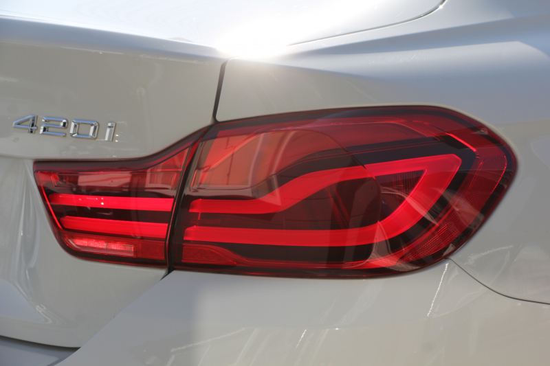 BMW 4シリーズ 420i ｸｰﾍﾟMｽﾎﾟｰﾂ LCI後期 1ｵｰﾅ ﾌｪｲｽﾘﾌﾄ後 ﾅｲﾄﾌﾞﾙｰﾚｻﾞｰ ｼｰﾄﾋｰﾀｰ 追従ACC LEDﾍｯﾄﾞﾗｲﾄ ｵﾌﾟｼｮﾝ19AW HDDﾅﾋﾞTV Bｶﾒﾗ ｽﾏｰﾄｷｰ 液晶ﾒｰﾀｰ 衝突軽減ﾌﾞﾚｰｷ 車線逸脱警告 歩行者警告 専用ｴｱﾛ ﾊﾟﾄﾞﾙｼﾌﾄ 2年保証