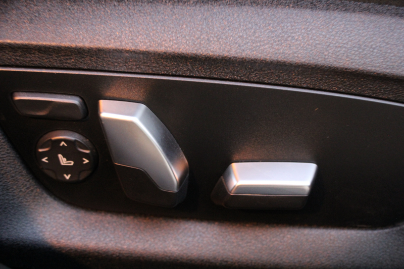 BMW 5シリーズ 530i Mｽﾎﾟｰﾂ 1ｵ-ﾅ 252馬力 ｻﾝﾙｰﾌ 全席ﾋｰﾀｰ黒革 ﾌﾞﾗｯｸ19AW Mspﾌﾞﾚｰｷ 追従ACC ｽﾃｱﾘﾝｸﾞｻﾎﾟｰﾄ LEDﾍｯﾄﾞﾗｲﾄ ﾊｲﾋﾞｰﾑｱｼｽﾄ ﾀｯﾁ画面HDDﾅﾋﾞTV 360度ｶﾒﾗ Pｱｼｽﾄﾌﾟﾗｽ 電動ﾄﾗﾝｸ 専用ｴｱﾛ ﾊﾟﾄﾞﾙｼﾌﾄ 2年保証