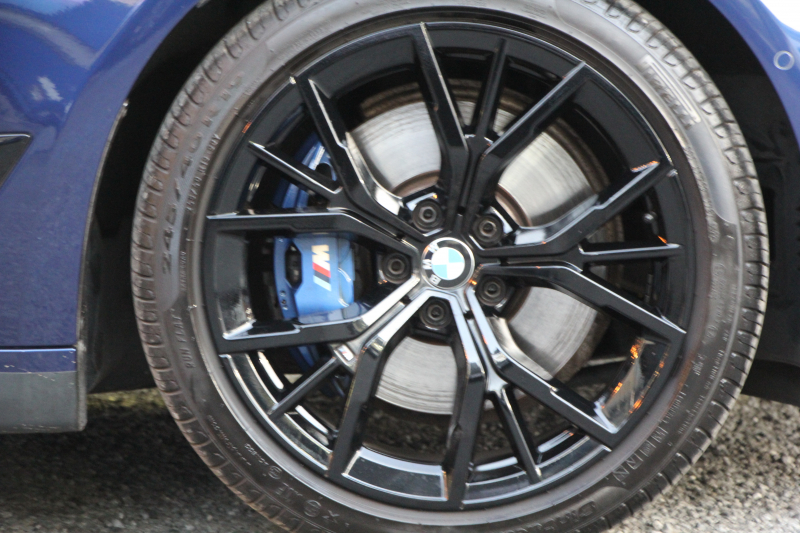 BMW 5シリーズ 530i Mｽﾎﾟｰﾂ 1ｵ-ﾅ 252馬力 ｻﾝﾙｰﾌ 全席ﾋｰﾀｰ黒革 ﾌﾞﾗｯｸ19AW Mspﾌﾞﾚｰｷ 追従ACC ｽﾃｱﾘﾝｸﾞｻﾎﾟｰﾄ LEDﾍｯﾄﾞﾗｲﾄ ﾊｲﾋﾞｰﾑｱｼｽﾄ ﾀｯﾁ画面HDDﾅﾋﾞTV 360度ｶﾒﾗ Pｱｼｽﾄﾌﾟﾗｽ 電動ﾄﾗﾝｸ 専用ｴｱﾛ ﾊﾟﾄﾞﾙｼﾌﾄ 2年保証