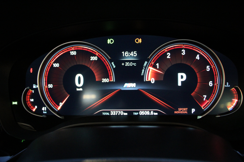 BMW 5シリーズ 530i Mｽﾎﾟｰﾂ 1ｵ-ﾅ 252馬力 ｻﾝﾙｰﾌ 全席ﾋｰﾀｰ黒革 ﾌﾞﾗｯｸ19AW Mspﾌﾞﾚｰｷ 追従ACC ｽﾃｱﾘﾝｸﾞｻﾎﾟｰﾄ LEDﾍｯﾄﾞﾗｲﾄ ﾊｲﾋﾞｰﾑｱｼｽﾄ ﾀｯﾁ画面HDDﾅﾋﾞTV 360度ｶﾒﾗ Pｱｼｽﾄﾌﾟﾗｽ 電動ﾄﾗﾝｸ 専用ｴｱﾛ ﾊﾟﾄﾞﾙｼﾌﾄ 2年保証