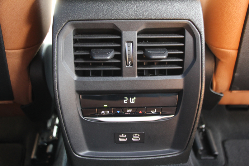 BMW 3シリーズ 320d Xdrive Mｽﾎﾟｰﾂ ﾊｲﾗｲﾝ ｲﾉﾍﾞｰｼｮﾝP ｺﾝﾌｫｰﾄP 4WD ｺﾆｬｯｸﾚｻﾞｰ ｼｰﾄﾋｰﾀｰ ﾚｰｻﾞｰﾗｲﾄ HUD ｼﾞｪｽﾁｬｰC ｵﾌﾟｼｮﾝ19AW 360度ｶﾒﾗ BMWﾗｲﾌﾞｺｯｸﾋﾟｯﾄﾞﾀｯﾁ画面HDDﾅﾋﾞApplecarplay ﾜｲﾔﾚｽ充電 ｵｰﾄﾊｲﾋﾞｰﾑ 追従ACC 電動ﾄﾗﾝｸ 2年保証