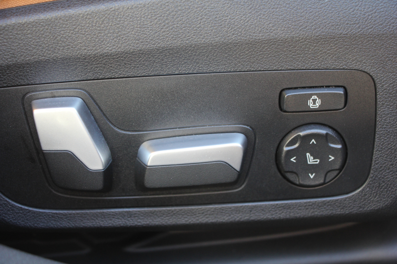 BMW 3シリーズ 320i ﾂｰﾘﾝｸﾞMｽﾎﾟｰﾂ ﾊｲﾗｲﾝ ｺﾆｬｯｸﾚｻﾞｰ ｼｰﾄﾋｰﾀｰ Pｱｼｽﾄﾌﾟﾗｽ 360度ｶﾒﾗ ﾀｯﾁ画面HDDﾅﾋﾞLEDﾍｯﾄﾞﾗｲﾄ ｵｰﾄﾊｲﾋﾞｰﾑ 追従ACC ｽﾃｱﾘﾝｸﾞｻﾎﾟｰﾄ ｱﾝﾋﾞｴﾝﾄﾗｲﾄ 電動ﾄﾗﾝｸ ｱｸﾃｨﾌﾞPDC緊急ﾌﾞﾚｰｷ 専用ｴｱﾛ 2年保証