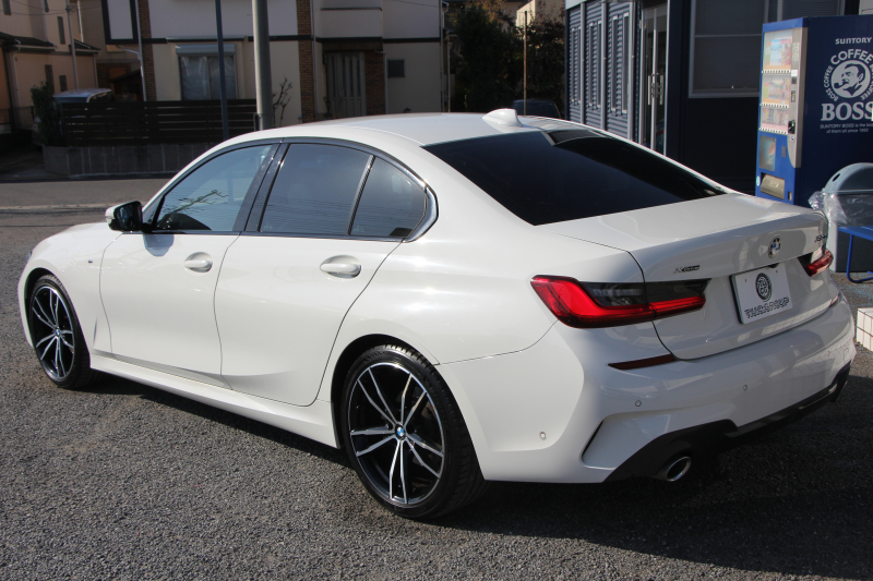 BMW 3シリーズ 320d Xdrive Mｽﾎﾟｰﾂ ﾃﾞﾋﾞｭｰP ｺﾝﾌｫｰﾄP 4WD ﾋｰﾀｰ黒革 ﾌﾞﾙｰｽﾃｯﾁ 19AW Pｱｼｽﾄﾌﾟﾗｽ 360度ｶﾒﾗ ﾌﾙｾｸﾞTV LEDﾍｯﾄﾞﾗｲﾄ ｵｰﾄﾊｲﾋﾞｰﾑ 追従ACC ｽﾃｱﾘﾝｸﾞｻﾎﾟｰﾄ ｱｯﾌﾟﾙｶｰﾌﾟﾚｲ ﾀｯﾁ画面HDDﾅﾋﾞ電動ﾄﾗﾝｸ 2年保証