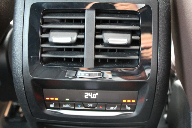 BMW X3 M40d ｾﾚｸﾄ&ｲﾉﾍﾞｰｼｮﾝP 1ｵ-ﾅ individualｶﾗｰ&21AW 1ｵｰﾅ ﾊﾟﾉﾗﾏｻﾝR ﾍﾞﾝﾁﾚｰｼｮﾝ 全席ﾋｰﾀｰ茶革 直6ﾀｰﾎﾞ326馬力 ﾊｰﾏﾝｶｰﾄﾞﾝ ｼﾞｪｽﾁｬｰC ﾃﾞｨｽﾌﾟﾚｲｷｰ 追従ACC HUD 液晶ﾒｰﾀｰ 360度ｶﾒﾗ LEDﾍｯﾄﾞﾗｲﾄ 2年保証