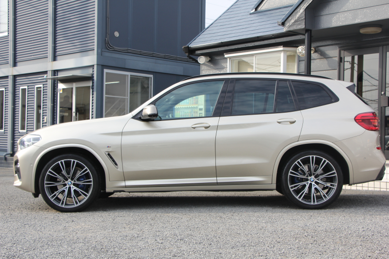 BMW X3 M40d ｾﾚｸﾄ&ｲﾉﾍﾞｰｼｮﾝP 1ｵ-ﾅ individualｶﾗｰ&21AW 1ｵｰﾅ ﾊﾟﾉﾗﾏｻﾝR ﾍﾞﾝﾁﾚｰｼｮﾝ 全席ﾋｰﾀｰ茶革 直6ﾀｰﾎﾞ326馬力 ﾊｰﾏﾝｶｰﾄﾞﾝ ｼﾞｪｽﾁｬｰC ﾃﾞｨｽﾌﾟﾚｲｷｰ 追従ACC HUD 液晶ﾒｰﾀｰ 360度ｶﾒﾗ LEDﾍｯﾄﾞﾗｲﾄ 2年保証