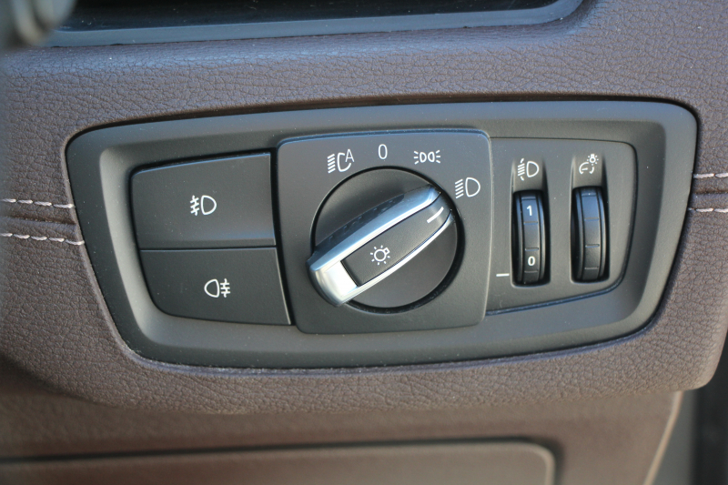 BMW X1 Xdrive18d Xﾗｲﾝ ﾊｲﾗｲﾝ&ｺﾝﾌｫｰﾄP LCI後期 ﾌｪｲｽﾘﾌﾄ後 ﾋｰﾀｰ茶革 追従ACC 電動ｼｰﾄ LEDﾍｯﾄﾞﾗｲﾄ&ﾃｰﾙ 電動ﾄﾗﾝｸ ﾀｯﾁ画面HDDﾅﾋﾞPｱｼｽﾄ 衝突軽減ﾌﾞﾚｰｷ 車線逸脱警告 歩行者警告 18AW ｳｯﾄﾞﾊﾟﾈﾙ 2年保証