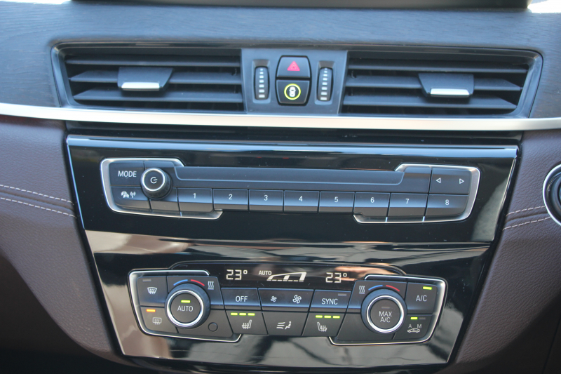 BMW X1 Xdrive18d Xﾗｲﾝ ﾊｲﾗｲﾝ&ｺﾝﾌｫｰﾄP LCI後期 ﾌｪｲｽﾘﾌﾄ後 ﾋｰﾀｰ茶革 追従ACC 電動ｼｰﾄ LEDﾍｯﾄﾞﾗｲﾄ&ﾃｰﾙ 電動ﾄﾗﾝｸ ﾀｯﾁ画面HDDﾅﾋﾞPｱｼｽﾄ 衝突軽減ﾌﾞﾚｰｷ 車線逸脱警告 歩行者警告 18AW ｳｯﾄﾞﾊﾟﾈﾙ 2年保証