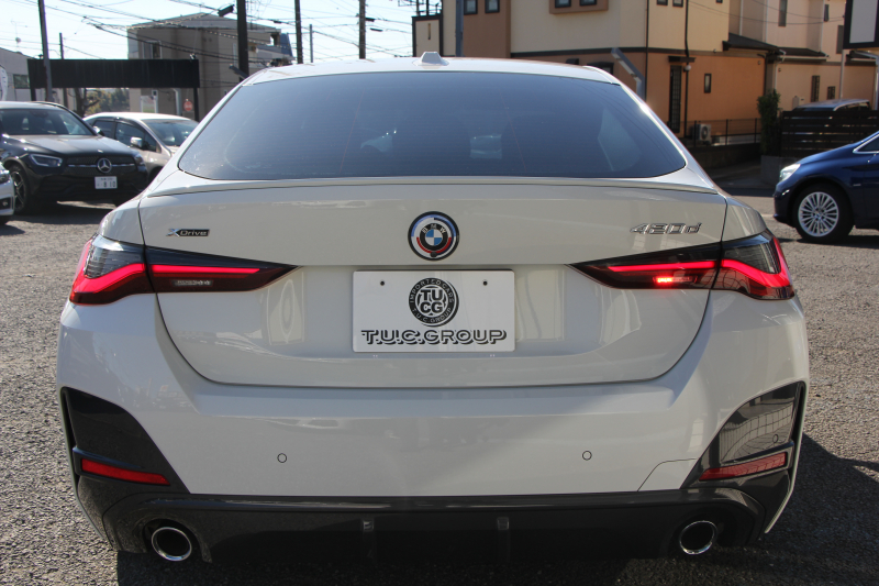 BMW 4シリーズ 420d Xdrive ｸﾞﾗﾝｸｰﾍﾟMｽﾎﾟｰﾂ ﾊｲﾗｲﾝ 4WD ﾋｰﾀｰ黒革 50Thｴﾝﾌﾞﾚﾑ 追従ACC ｽﾃｱﾘﾝｸﾞｻﾎﾟｰﾄ ﾀｯﾁ画面HDDﾅﾋﾞｱｯﾌﾟﾙｶｰﾌﾟﾚｲ Pｱｼｽﾄ LEDﾍｯﾄﾞﾗｲﾄ ｵｰﾄﾊｲﾋﾞｰﾑ Mﾘｱｽﾎﾟｲﾗｰ 専用ｴｱﾛ 18AW ﾜｲﾔﾚｽ充電 2年保証