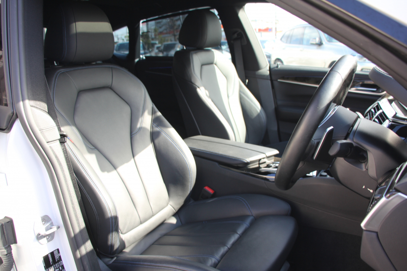 BMW 6シリーズ 630i ｸﾞﾗﾝﾂｰﾘｽﾓ Mｽﾎﾟｰﾂ ｾﾚｸﾄP 1ｵﾅ 真珠色 ﾊﾟﾉﾗﾏｻﾝﾙｰﾌ 全席ﾋｰﾀｰ黒革 ﾘｱｼｰﾄ電動可倒調整 ﾊｰﾏﾝｶｰﾄﾞﾝｻﾗｳﾝﾄﾞ4ｿﾞｰﾝｴｱｺﾝ 追従ACC HUD LEDﾍｯﾄﾞﾗｲﾄ 360度ｶﾒﾗ ﾀｯﾁ画面HDDﾅﾋﾞ電動ﾄﾗﾝｸ Mｽﾎﾟｰﾂﾌﾞﾚ-ｷ 2年保証