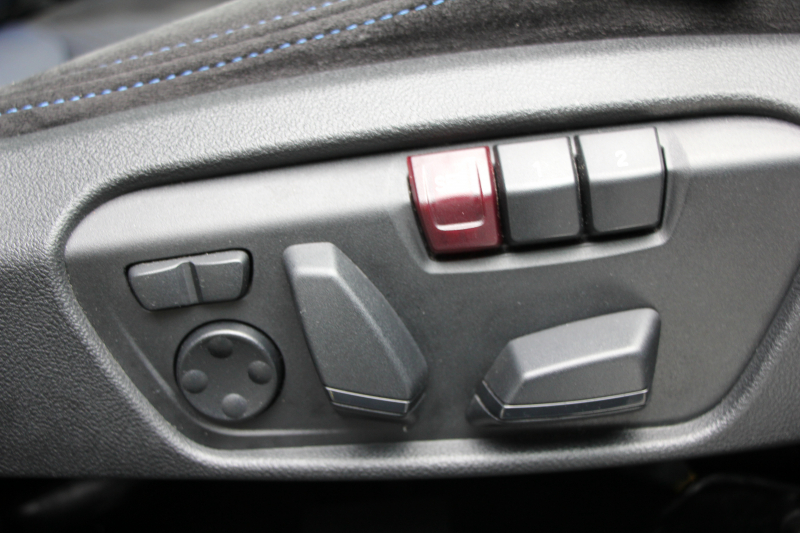 BMW 2シリーズ M235i Xdrive ｸﾞﾗﾝｸｰﾍﾟﾃﾞﾋﾞｭｰP 306馬力 4WD ﾊﾟﾉﾗﾏｻﾝﾙｰﾌ ｼｰﾄﾋｰﾀｰ Mｽﾎﾟｰﾂｼｰﾄ Mｼｰﾄﾍﾞﾙﾄ ｱﾀﾞﾌﾟﾃｨﾌﾞｻｽ 追従ACC LEDﾍｯﾄﾞﾗｲﾄ 専用18AW Mspﾌﾞﾚｰｷ Applecarplay ﾀｯﾁ画面HDDﾅﾋﾞPｱｼｽﾄ ﾜｲﾔﾚｽ充電 2年保証