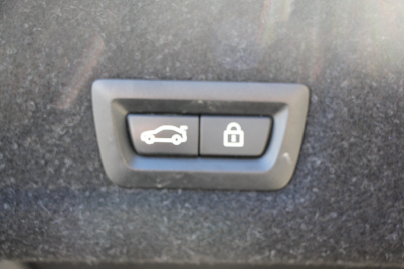 BMW 3シリーズ 320d Xdrive Mｽﾎﾟｰﾂ ｲﾉﾍﾞｰｼｮﾝP ﾃﾞﾋﾞｭｰP ｺﾝﾌｫｰﾄP 4WD ﾋｰﾀｰ黒革  BMWﾚｰｻﾞｰﾗｲﾄ HUD ｼﾞｪｽﾁｬｰC 追従ACC ｽﾃｱﾘﾝｸﾞｻﾎﾟｰﾄ ｱｯﾌﾟﾙｶｰﾌﾟﾚｲ ﾀｯﾁ画面HDDﾅﾋﾞBMWﾗｲﾌﾞｺｯｸﾋﾟｯﾄﾞ電動ﾄﾗﾝｸ Hi-fiｽﾋﾟｰｶｰ 2年保証