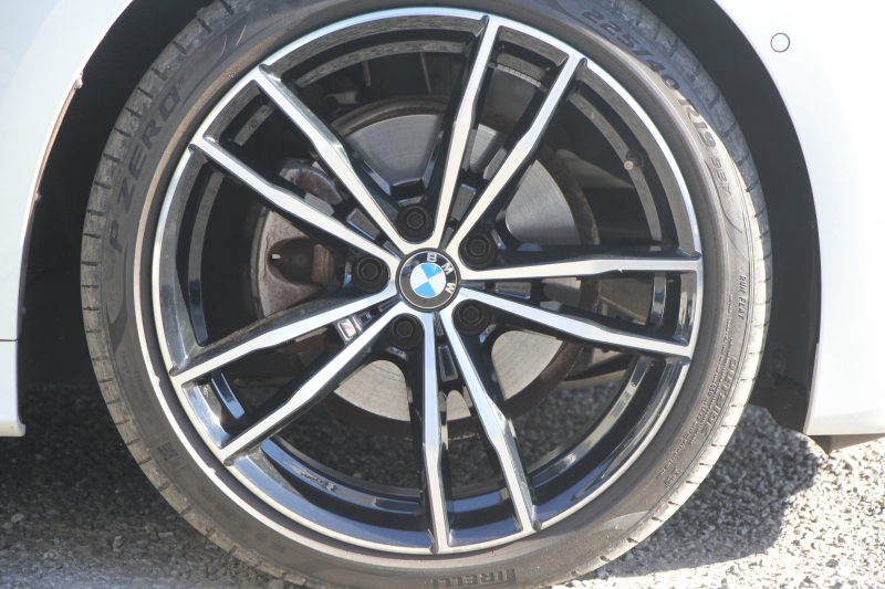 BMW 3シリーズ 320d Xdrive Mｽﾎﾟｰﾂ ｲﾉﾍﾞｰｼｮﾝP ﾃﾞﾋﾞｭｰP ｺﾝﾌｫｰﾄP 4WD ﾋｰﾀｰ黒革  BMWﾚｰｻﾞｰﾗｲﾄ HUD ｼﾞｪｽﾁｬｰC 追従ACC ｽﾃｱﾘﾝｸﾞｻﾎﾟｰﾄ ｱｯﾌﾟﾙｶｰﾌﾟﾚｲ ﾀｯﾁ画面HDDﾅﾋﾞBMWﾗｲﾌﾞｺｯｸﾋﾟｯﾄﾞ電動ﾄﾗﾝｸ Hi-fiｽﾋﾟｰｶｰ 2年保証