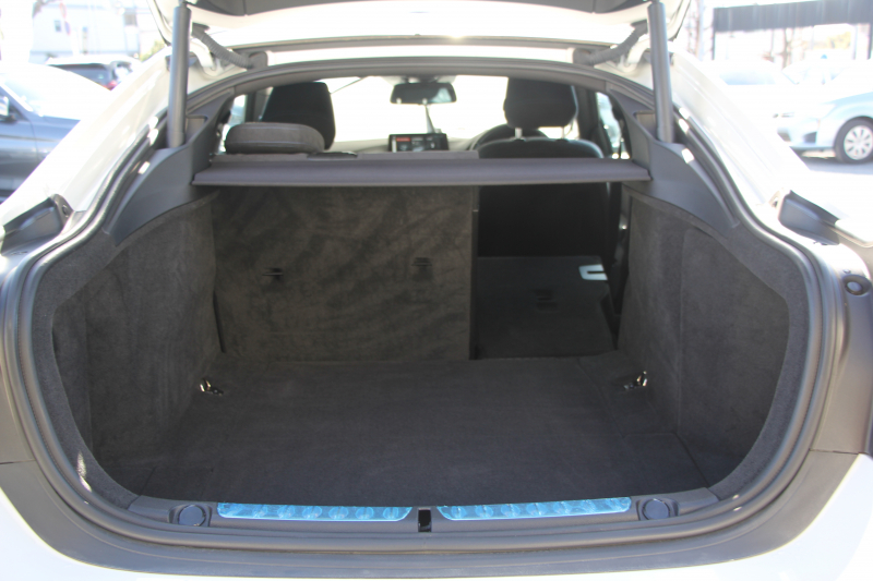 BMW 4シリーズ 420i ｸﾞﾗﾝｸｰﾍﾟMｽﾎﾟｰﾂ 後期 ﾌｪｲｽﾘﾌﾄ後 ｼｰﾄﾋｰﾀｰ 追従ACC LEDﾍｯﾄﾞﾗｲﾄ&ﾃｰﾙ&ﾌｫｸﾞ ﾀｯﾁ画面HDDﾅﾋﾞTV Bｶﾒﾗ 電動ﾄﾗﾝｸ ｽﾏｰﾄｷｰ 液晶ﾒｰﾀｰ Hi-fiｽﾋﾟｰｶｰ 衝突軽減ﾌﾞﾚｰｷ 車線逸脱警告 歩行者警告 18AW 2年保証