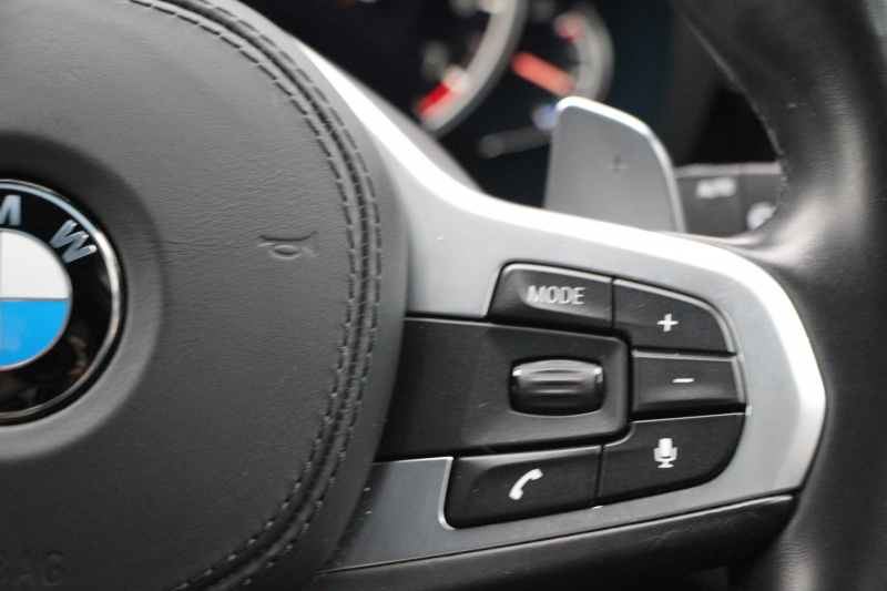 BMW 5シリーズ 523i ﾂｰﾘﾝｸﾞﾌﾞﾗｯｸｱｳﾄ 特別仕様車 HUD ﾊｰﾏﾝｶｰﾄﾞﾝ 追従ACC ｽﾃｱﾘﾝｸﾞｻﾎﾟｰﾄ LEDﾍｯﾄﾞﾗｲﾄ ｵｰﾄﾊｲﾋﾞｰﾑ ﾀｯﾁ画面HDDﾅﾋﾞTV 360度ﾊﾟﾉﾗﾏｶﾒﾗ Pｱｼｽﾄﾌﾟﾗｽ 電動ﾄﾗﾝｸ ﾌﾞﾗｯｸ19AW 液晶ﾒｰﾀｰ ｽﾏｰﾄｷｰ 2年保証