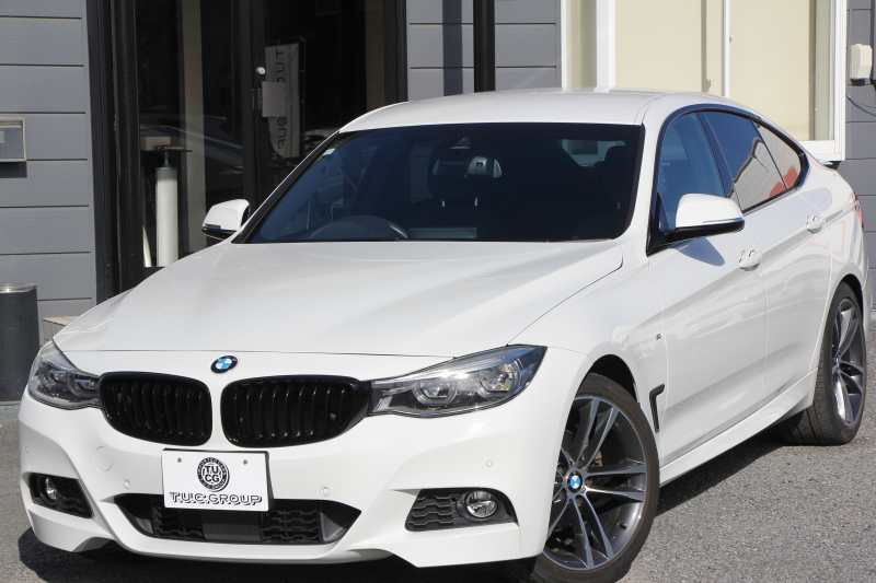 BMW 3シリーズ 320i ｸﾞﾗﾝﾂｰﾘｽﾓ Mｽﾎﾟｰﾂ 後期 新ｴﾝｼﾞﾝ LEDﾍｯﾄﾞﾗｲﾄ&ﾃｰﾙ 追従ACC ﾚｰﾝﾁｪﾝｼﾞ警告 衝突軽減ﾌﾞﾚｰｷ 車線逸脱警告 歩行者警告 iﾄﾞﾗｲﾌﾞHDDﾅﾋﾞ電動ﾄﾗﾝｸ ｽﾏｰﾄｷｰ 専用ｴｱﾛ 19AW ﾊﾟﾄﾞﾙｼﾌﾄ 2年保証